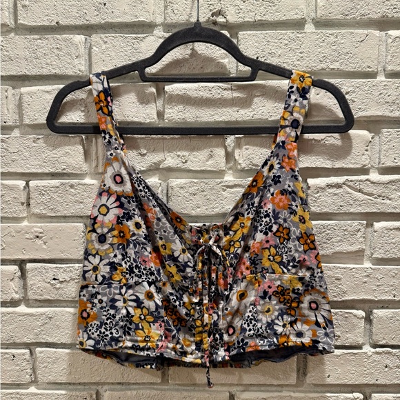 American Eagle Outfitters Tops - American Eagle Floral Crop Tank